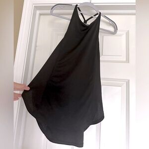 Workout Top – Size Medium